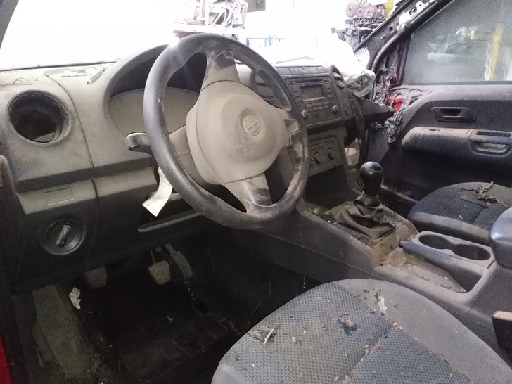  Volkswagen AMAROK 2011    EN DESARME